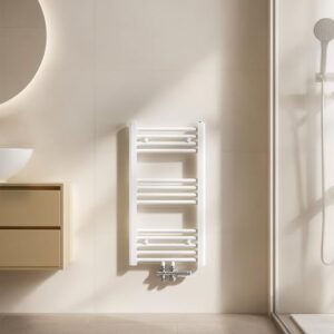 Effizienter Badheizkörper für warme Handtücher im Badezimmer, 750x400 mm, Weiß, 244 W Leistung
