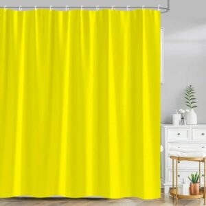 Gelber Duschvorhang aus Polyester, 150x180 cm groß, wasserdicht und schimmelresistent für Badezimmer und Badewannen mit 12 Haken