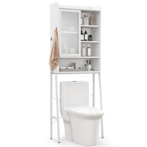 Freistehender Toilettenschrank mit verstellbaren Regalen fürs Badezimmer, ideal für die Aufbewahrung von Toilettenartikeln und weiteren Gegenständen.