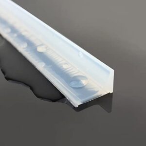 Schwalleiste für Dusche, Wasserdamm, Duschbarriere und Rückhaltesystem. Wasser innerhalb der Schwelle halten.