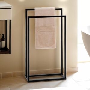 Der Handtuchhalter MAILO schwarz ist ein moderner und platzsparender Badetuchständer mit zwei hohenversetzten Stangen, ideal für dein Badezimmer.