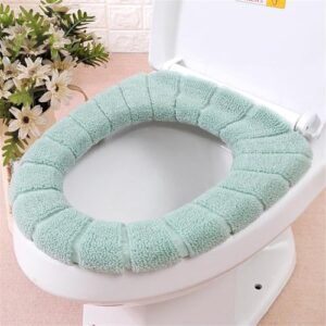 Weicher und warmer WC-Sitzbezug aus Plüsch-Stoff, ideal für Badezimmer, wäscheschonend und dehnbar.