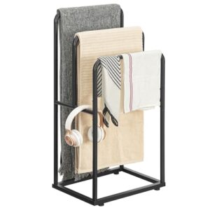 Hoher Handtuchständer mit drei Stangen aus hochwertigem Metall für Badezimmer, Wohnzimmer und Pool