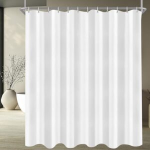 White, water-repellent shower curtain made of polyester with 8 rings for easy installation, suitable for bathrooms and bathtubs.
